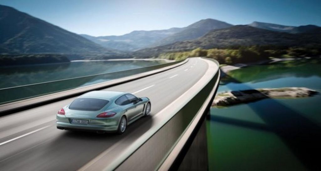 Porsche 960 : un coupé quatre portes au dessus de la Panamera ?