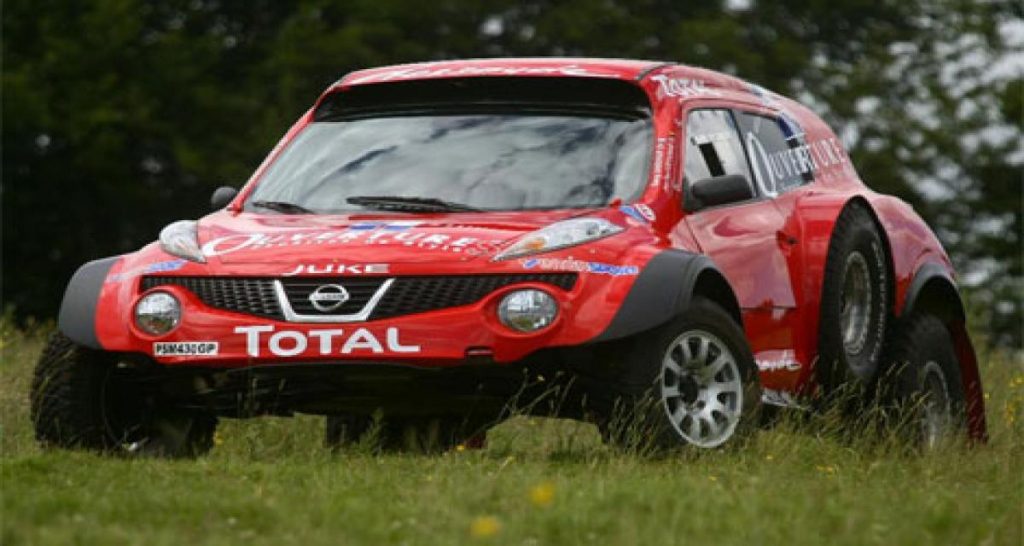 Un buggy Nissan Juke sur la route de la soie