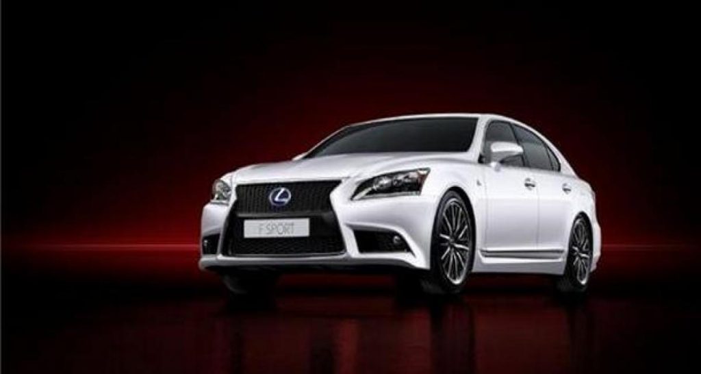 Paris 2012 : Lexus dévoile un peu son jeu
