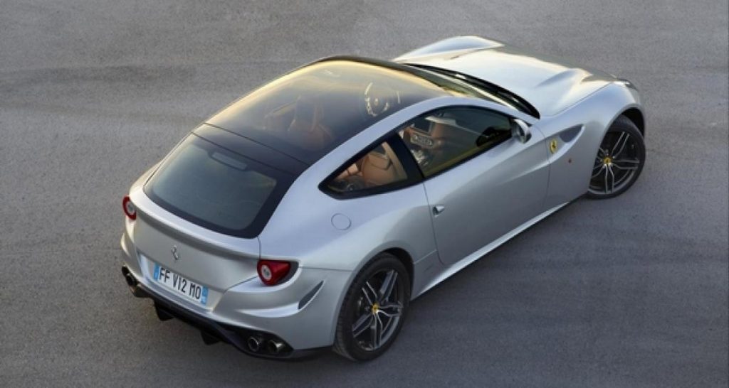 Ferrari FF : toit, toit, mon toit