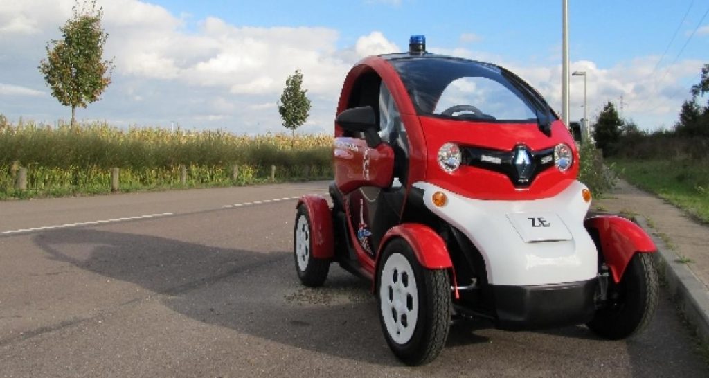 Les pompiers de Paris en Twizy !