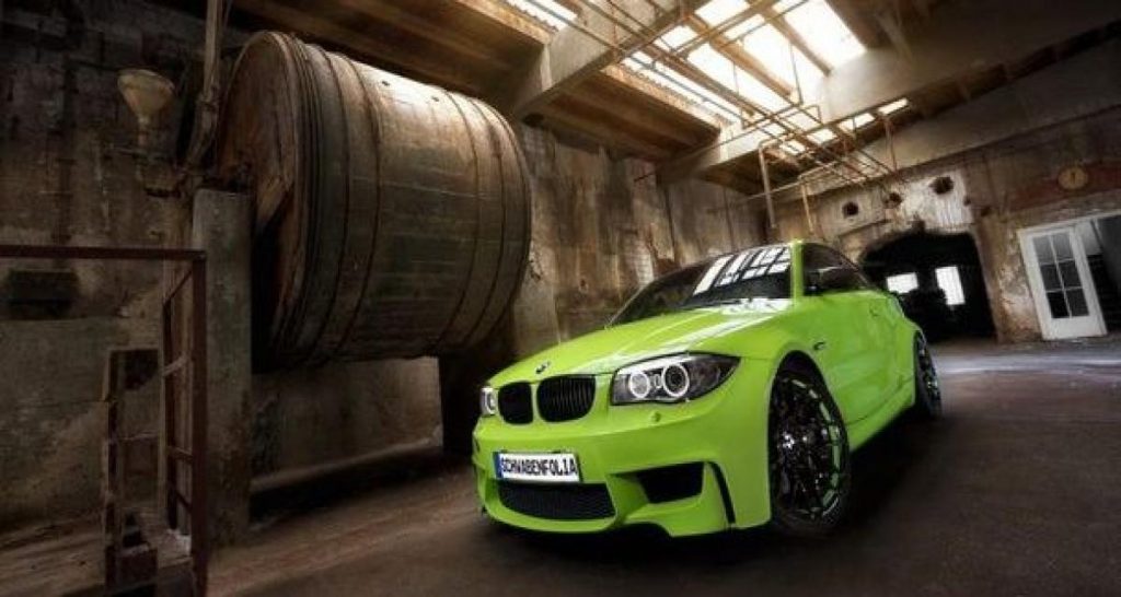 BMW Série 1M Coupé par Schwabenfolia : citron vert pressé