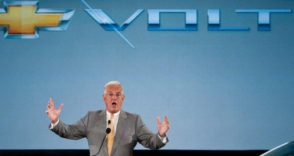 Bob Lutz tacle la Chevrolet Volt