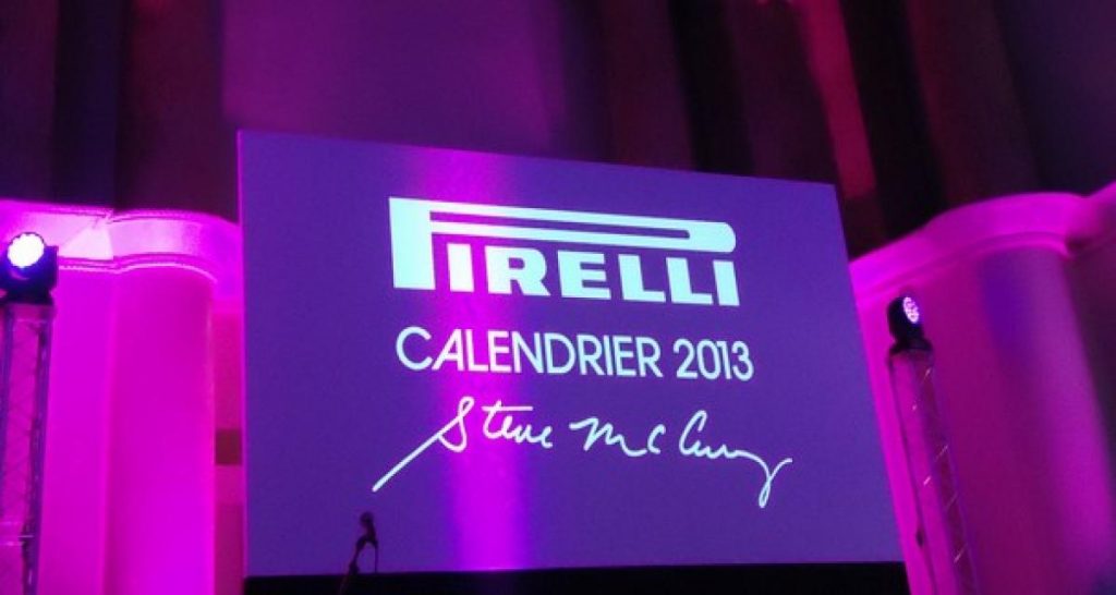 Le blog auto sort le soir : présentation « live » du calendrier Pirelli 2013