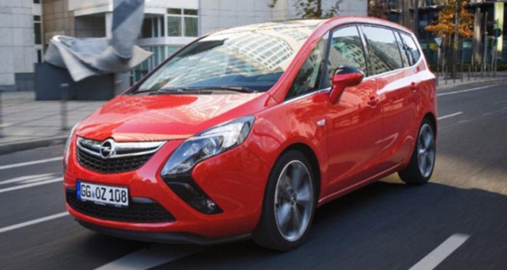 Opel Zafira Tourer BiTurbo, 195 ch et 400 Nm pour 7