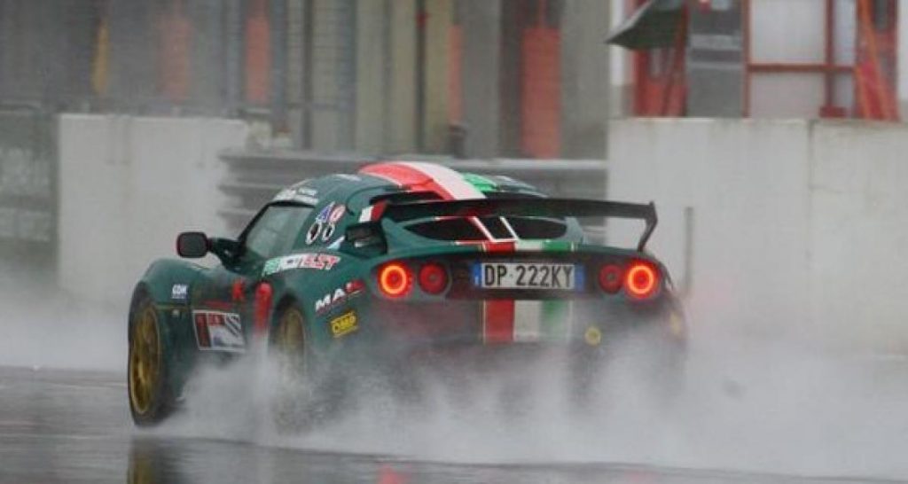 Varano rally 2013: la première victoire de l’année pour Lotus