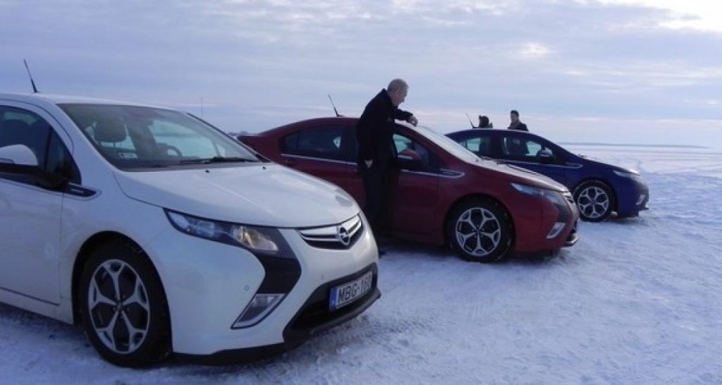 Aventure : Ampera Ice Road Drive