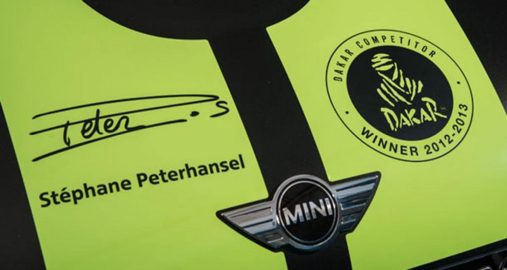 Mini célèbre la victoire de Peterhansel au Dakar