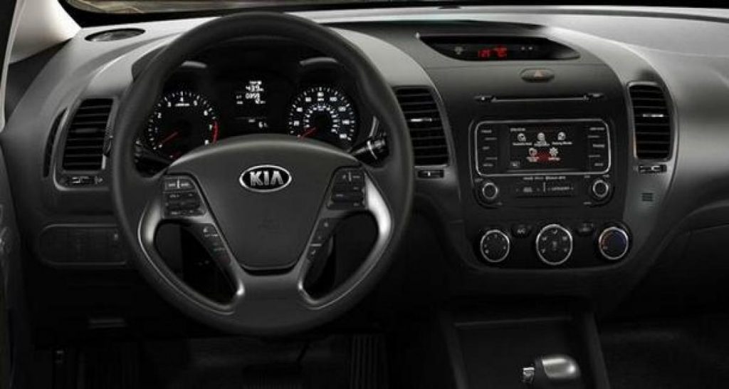 Ward’s Auto couronne les 10 meilleurs intérieurs 2013 : Asie 7, USA 3