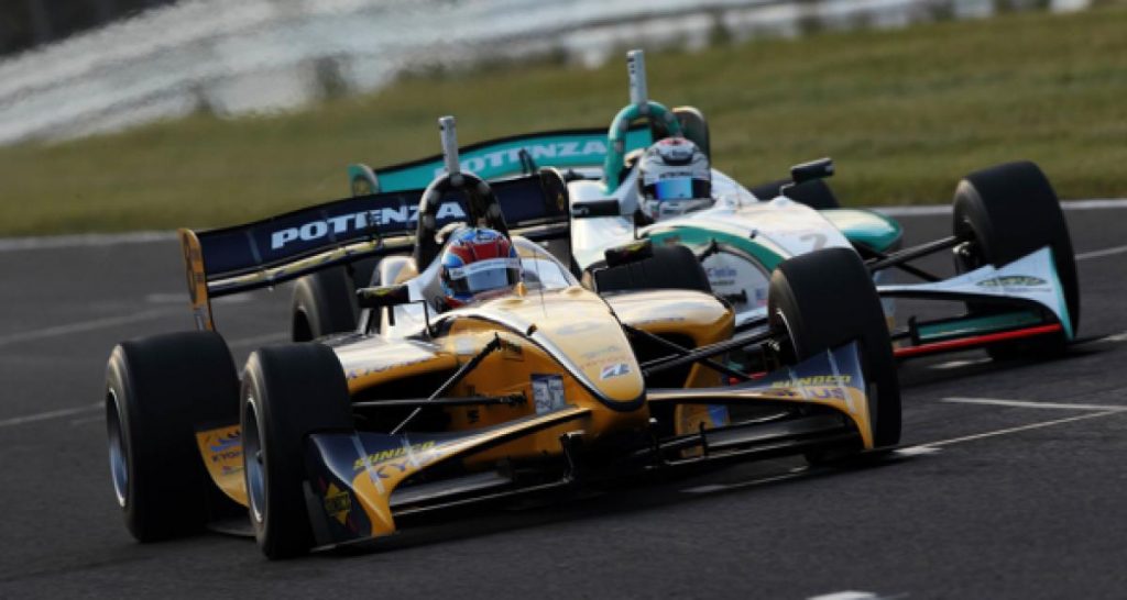 Super Formula 2013 – 6 : Loïc Duval vainqueur de justesse à Sugo