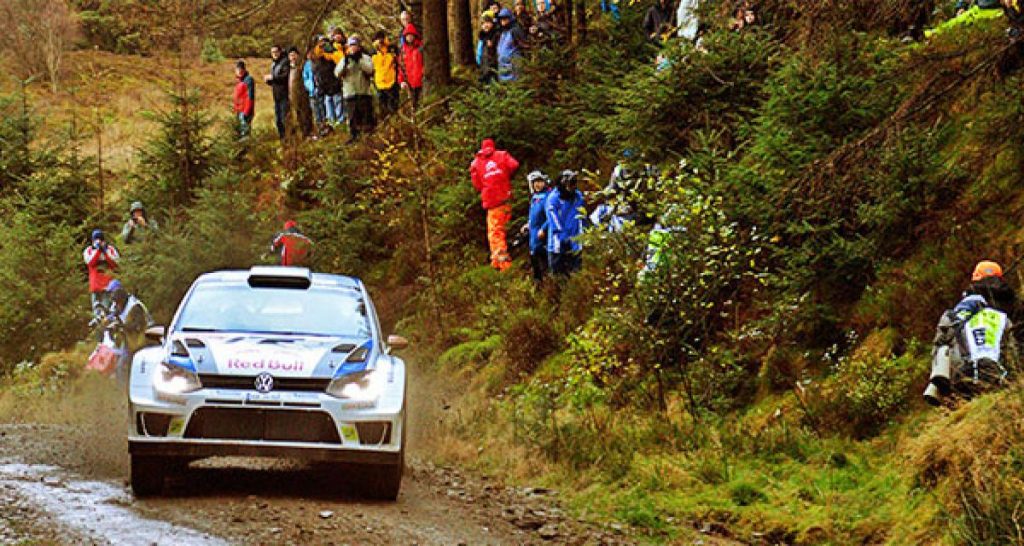 WRC : Sébastien Ogier en tête, Kubica sorti