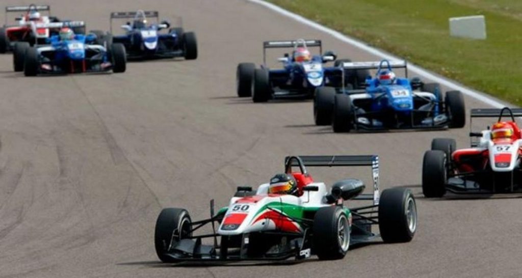 British F3 2014 à Rockingham : reconquête