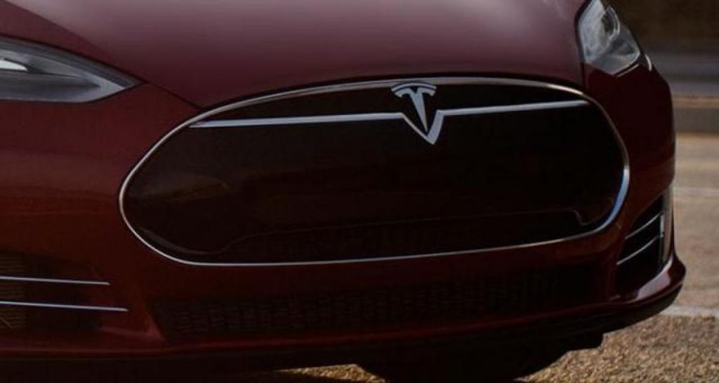 La future berline d’entrée de gamme Tesla refait parler