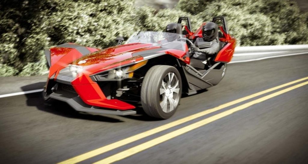 Polaris dévoile son Slingshot