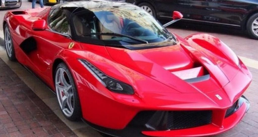 A vendre : Ferrari LaFerrari
