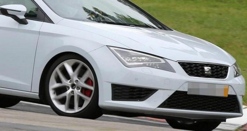 Spyshot : Seat Leon ST Cupra