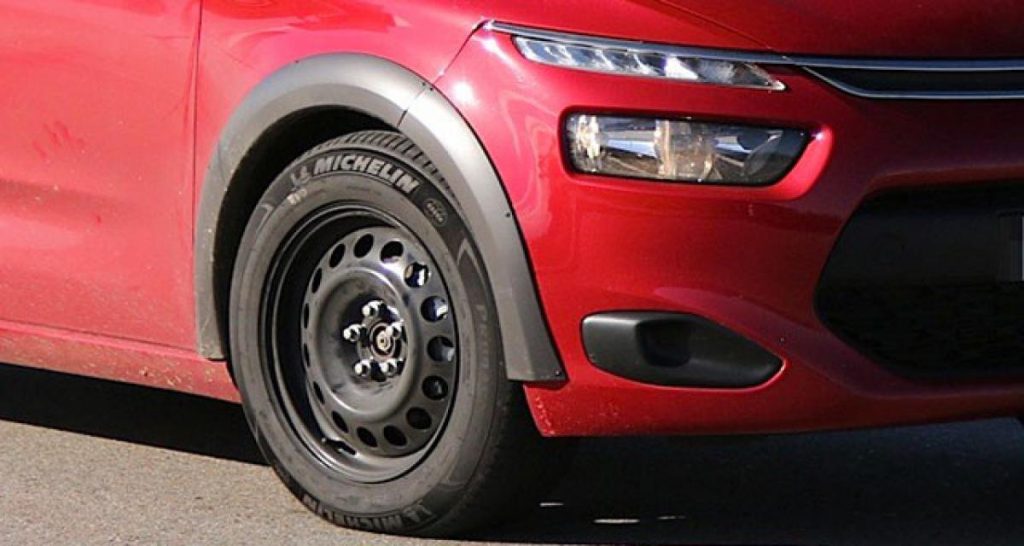 Spyshots: Citroën C4 Picasso Cross