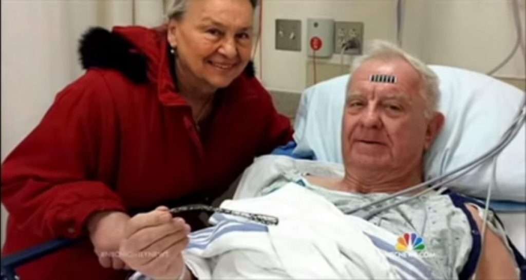 51 ans avec un levier de clignotants dans le bras !