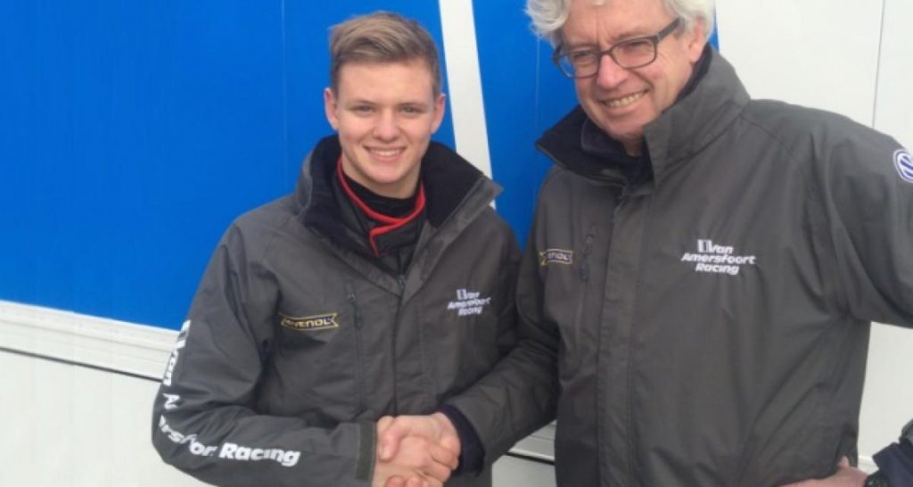 Mick Schumacher se lance en monoplace