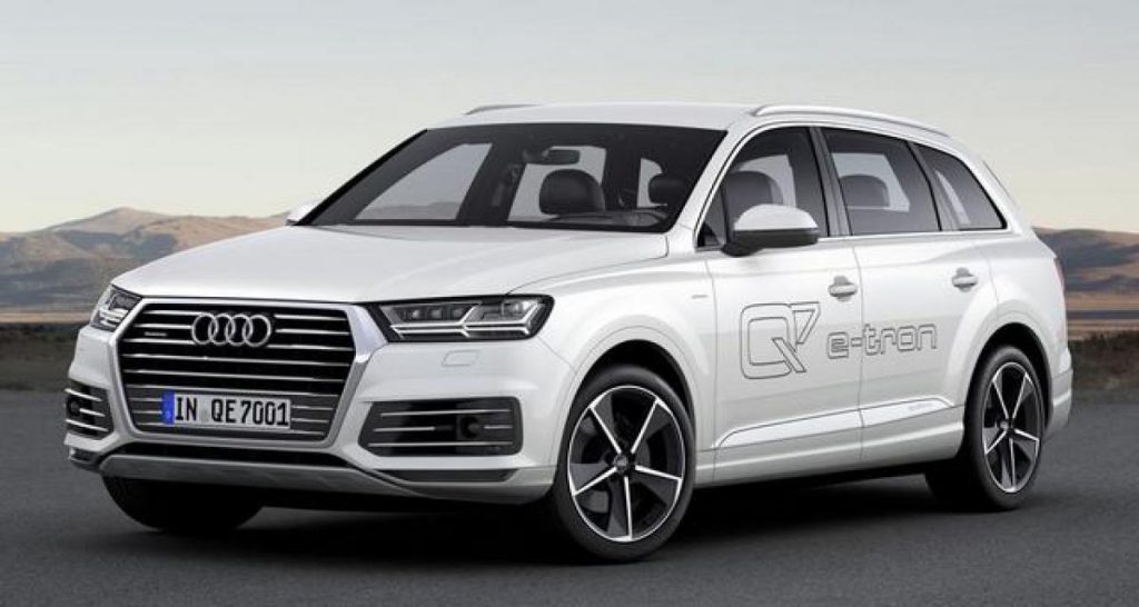 Audi Q7 e-tron : bientôt un chargeur à induction