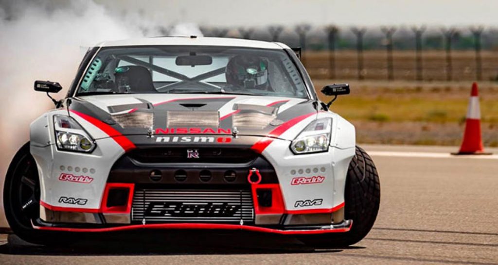 Record du monde de drift pour la Nissan GT-R