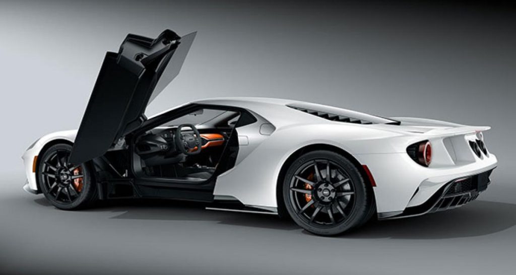 La Ford GT hisse les couleurs