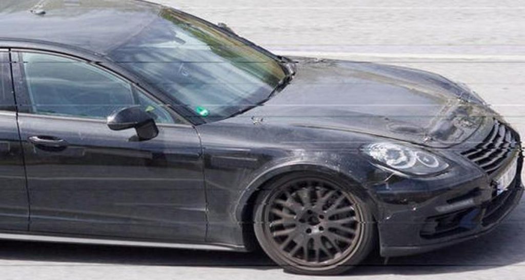 Spyshot : une Porsche Panamera qui pose des questions
