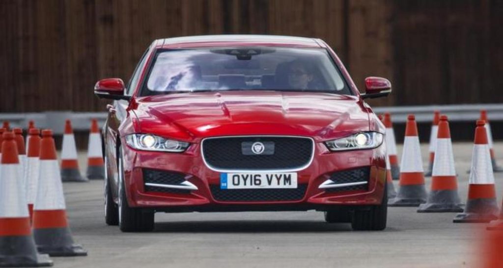 Véhicule connecté et autonome : une flotte de cent unités chez Jaguar