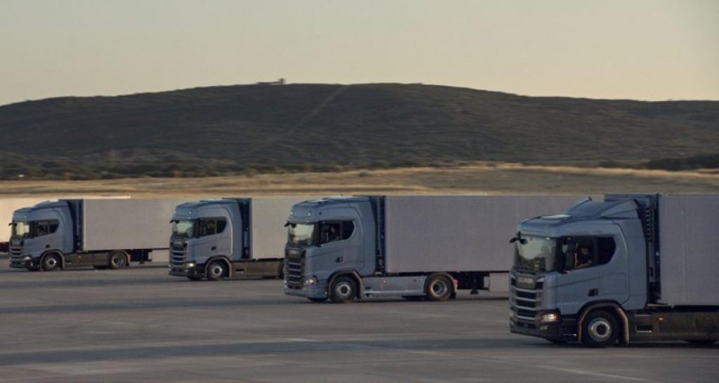 Scania joue la montre !