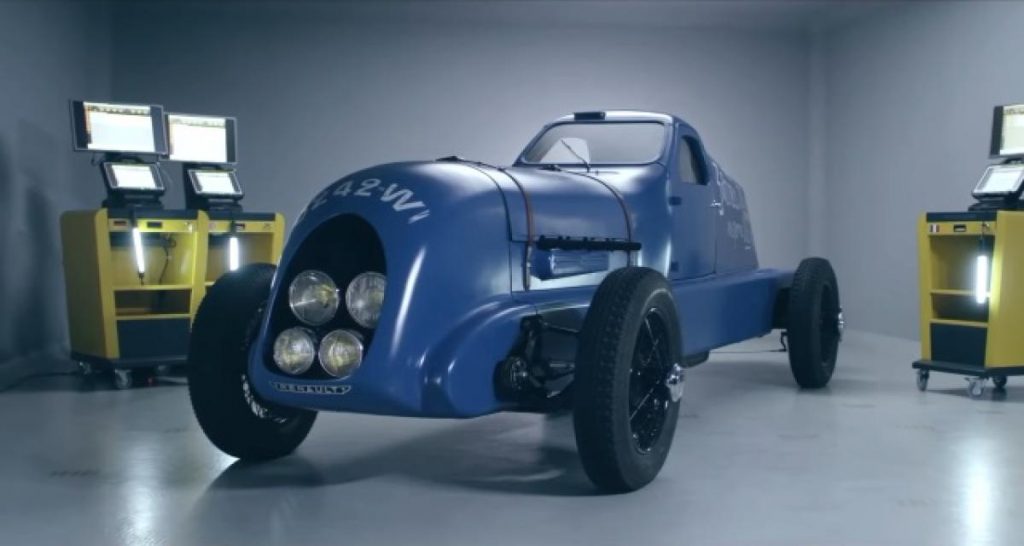 2 ans pour reconstruire la Renault Nervasport