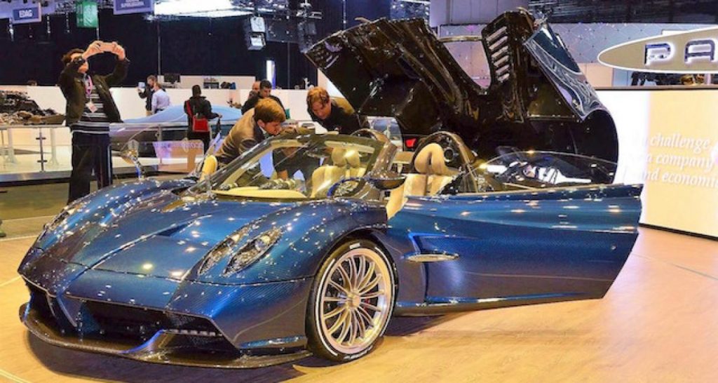 Genève 2017 Live : Pagani Huayra Roadster