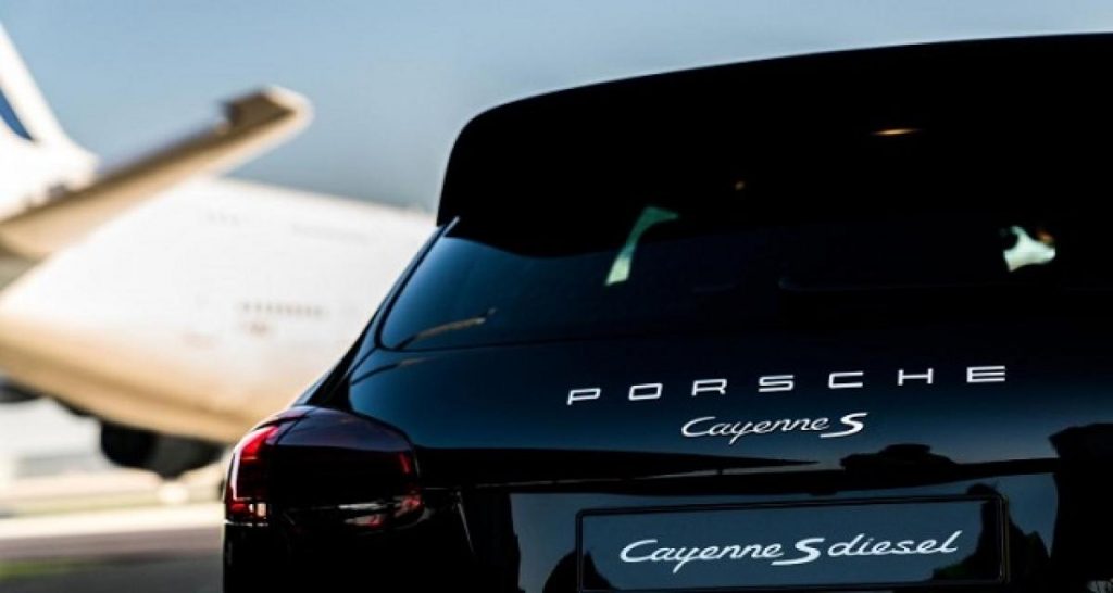 Porsche visé désormais par la justice en tant que constructeur
