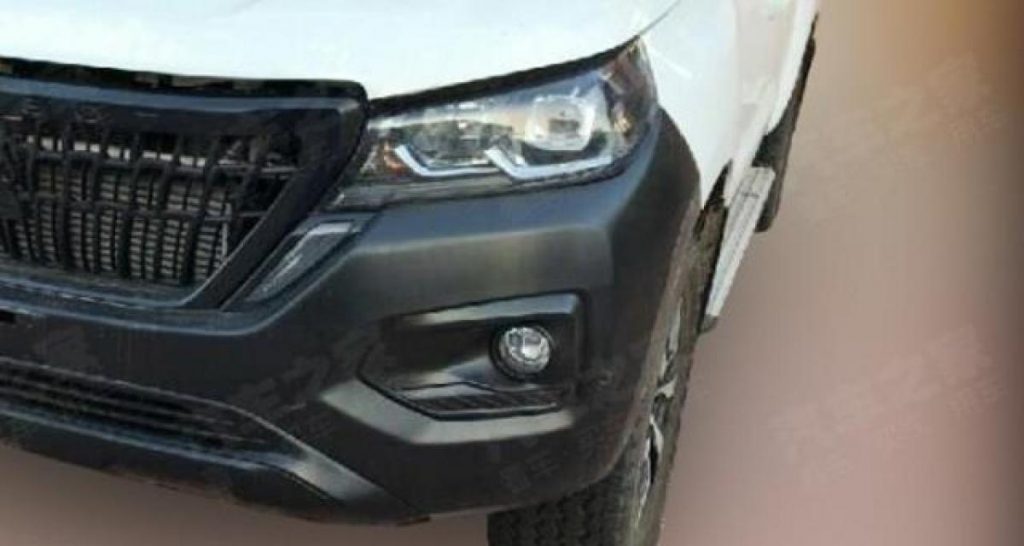 Spyshots : un nouveau pickup Peugeot se dévoile
