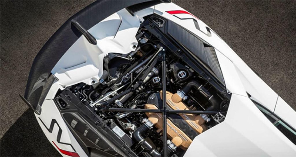 Lamborghini : la remplaçante de l’Aventador repoussée