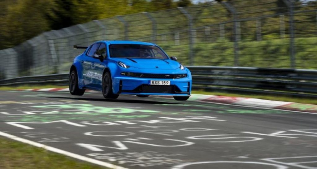Nürburgring : la Lynk & Co 03 Cyan Concept bat (presque) la Megane R.S. Trophy R