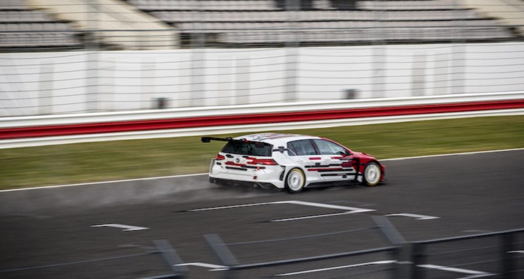 Essai Volkswagen Golf GTI TCR : la danse de la pluie