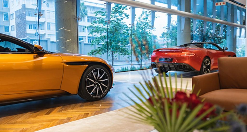 Aston Martin discute avec de nouveaux investisseurs