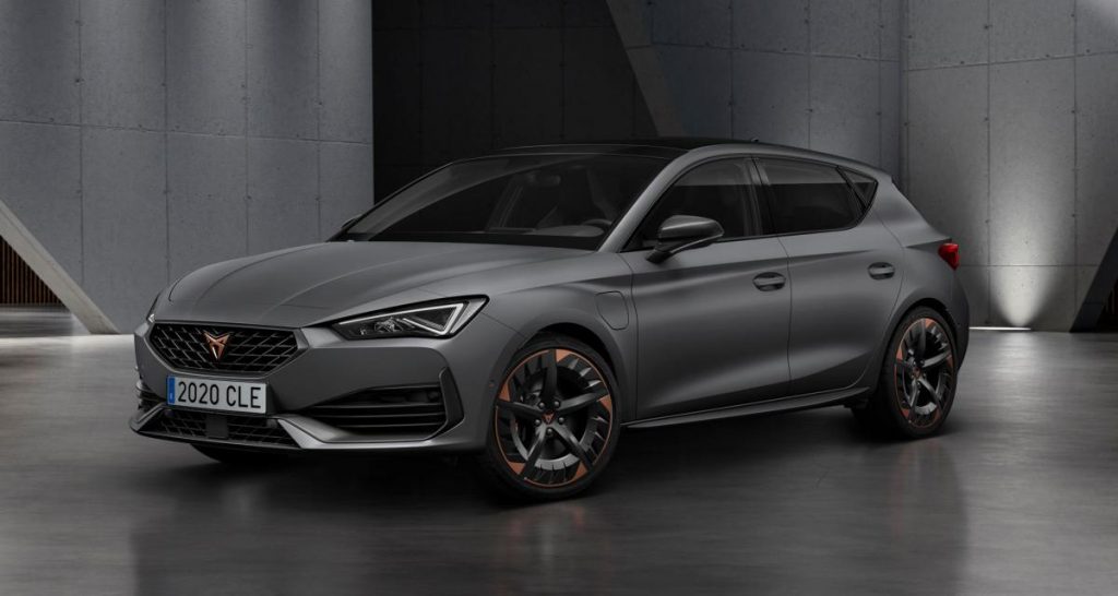 Cupra : la Leon dévoilée au sein du nouveau siège