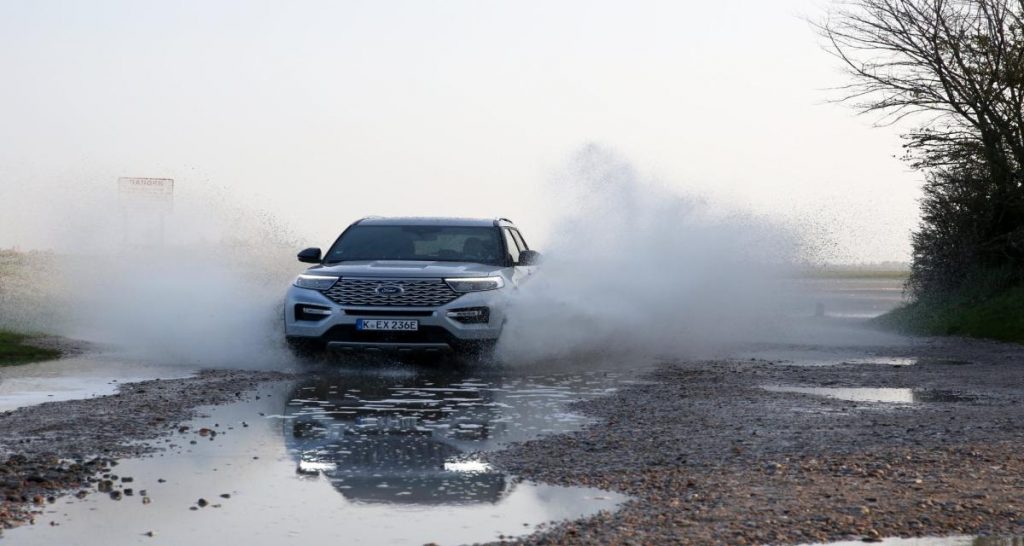Essai Ford Explorer Hybrid de 457 ch