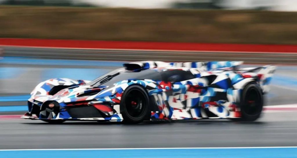 La super-Bugatti de piste se montre au Castellet