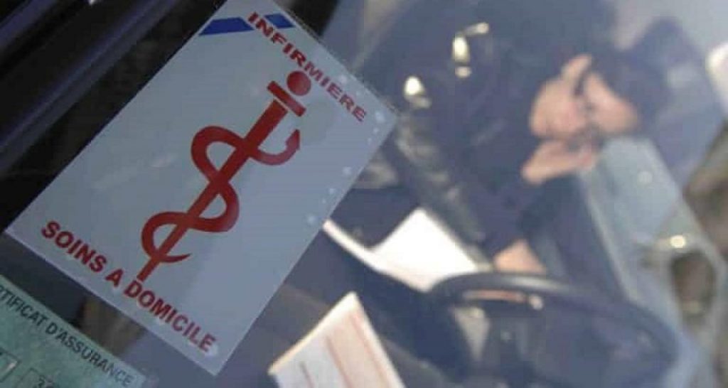 Carburant : le gouvernement soutient les classes moyennes