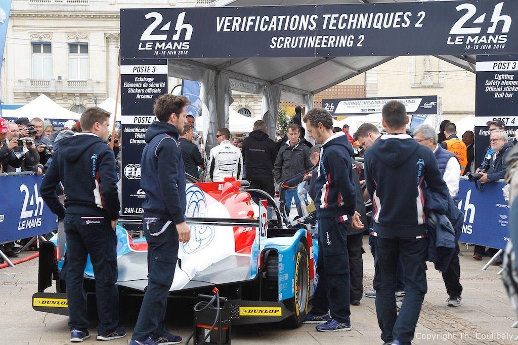 hd-24_heures_du_mans_2016_succs_populaire_du_traditionnel_pesage_malgr_la_pluie_1