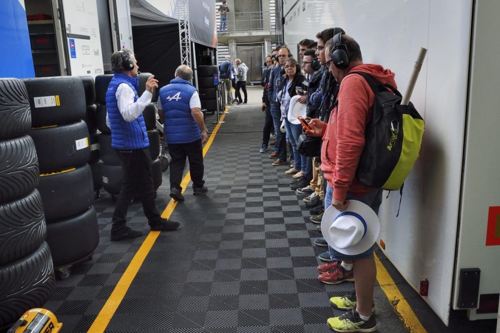 hd-24_heures_du_mans_2018_hplus21_les_safety_cars_dictent_leur_loi_2-2