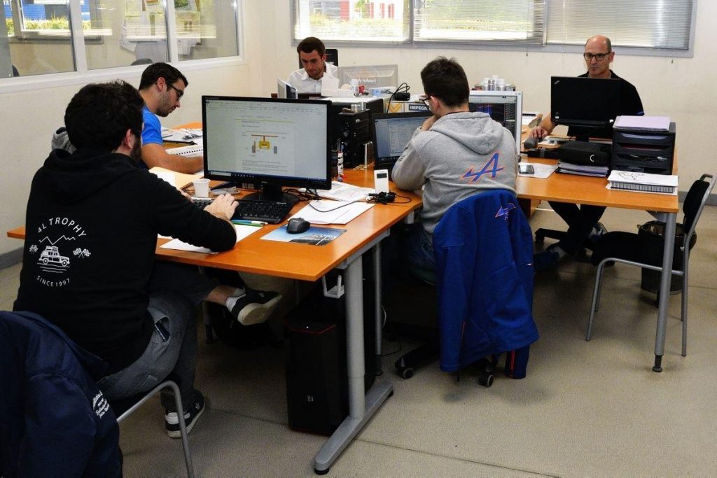 hd-24h_du_mans_2019_entrez_en_immersion_chez_alpine_2_3_4-1