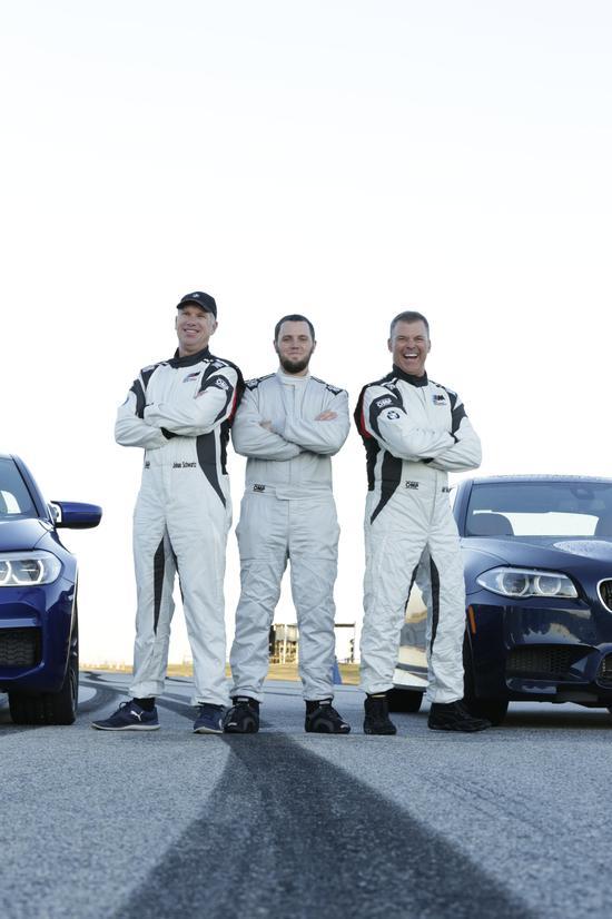 hd-8_heures_de_drift_en_bmw_m5_1-1