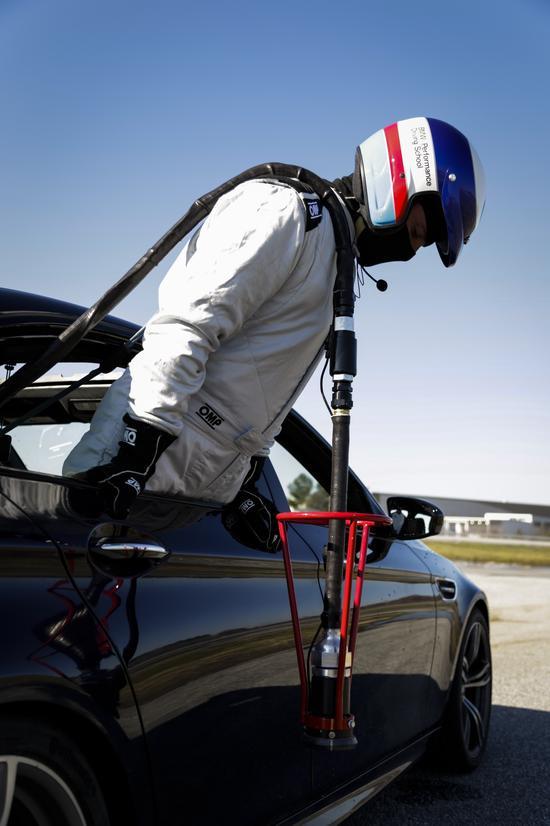 hd-8_heures_de_drift_en_bmw_m5_1-3