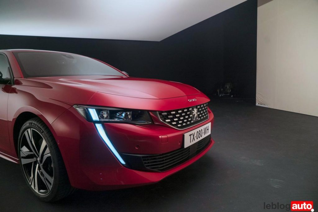 hd-a_la_dcouverte_de_la_nouvelle_peugeot_508_vido_1-1