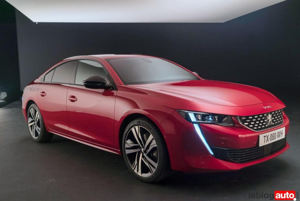 hd-a_la_dcouverte_de_la_nouvelle_peugeot_508_vido_1-4