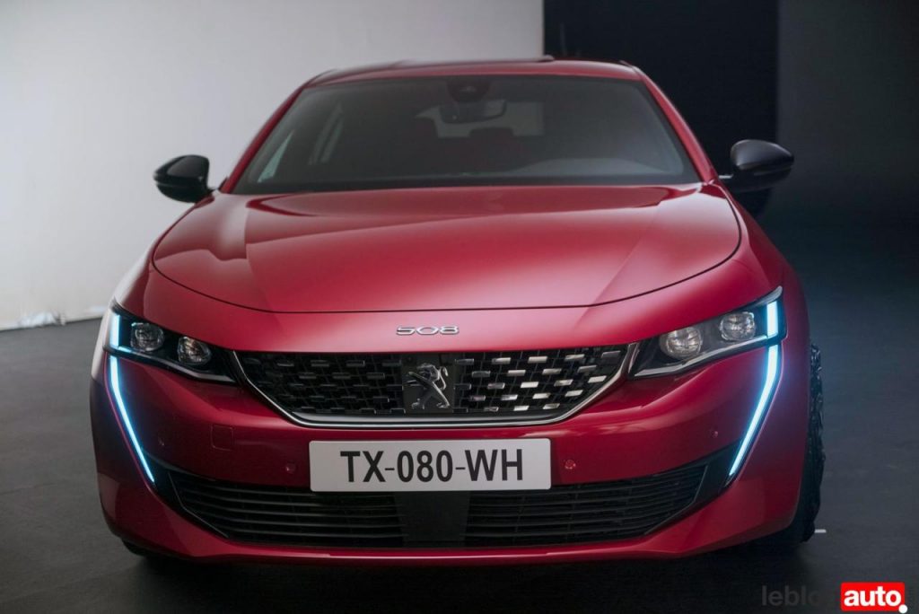 hd-a_la_dcouverte_de_la_nouvelle_peugeot_508_vido_1-7