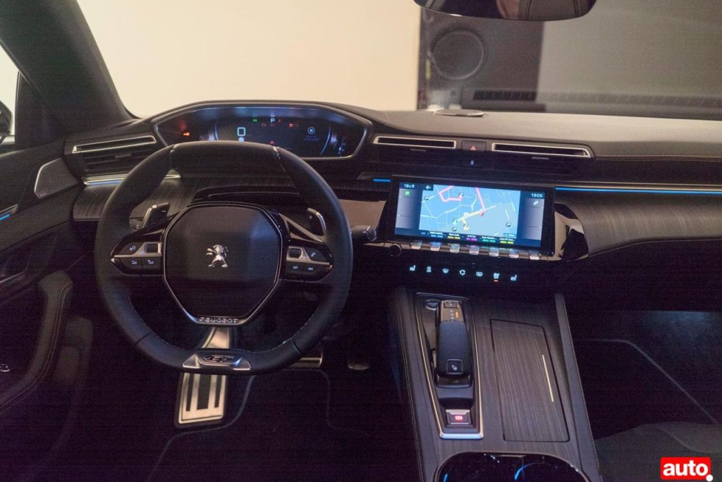 hd-a_la_dcouverte_de_la_nouvelle_peugeot_508_vido_3-5